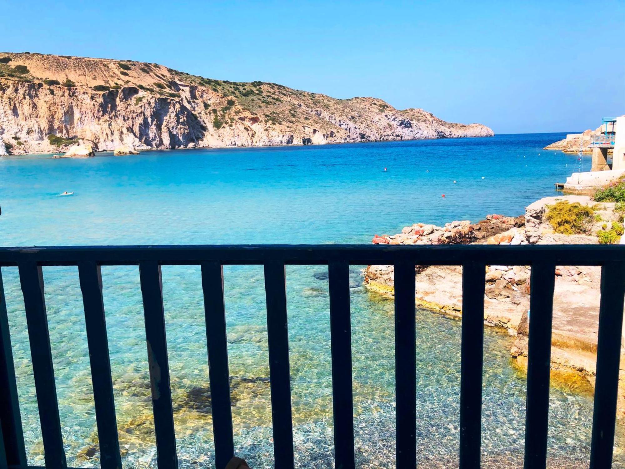 Salty Kisses And Sandy Toes Firopotamos Exterior photo